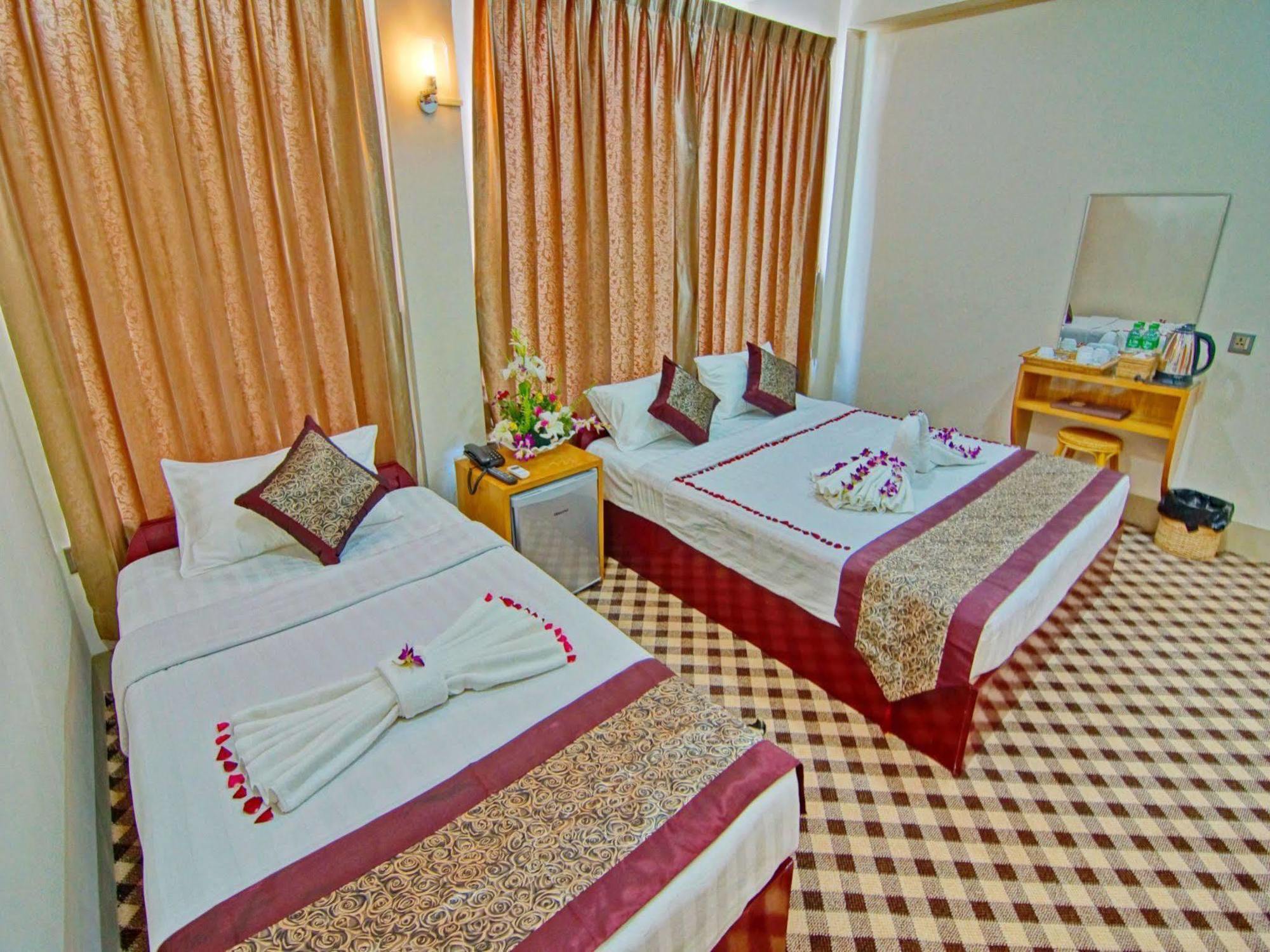 Hotel Victory Point Мандалай Екстер'єр фото